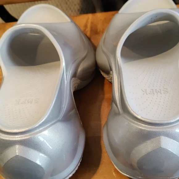 SFMK Compass Wave Hi-heel(Platform) Bumper Sandals Size 37 Silver With Dust Bag - Picture 10 of 12